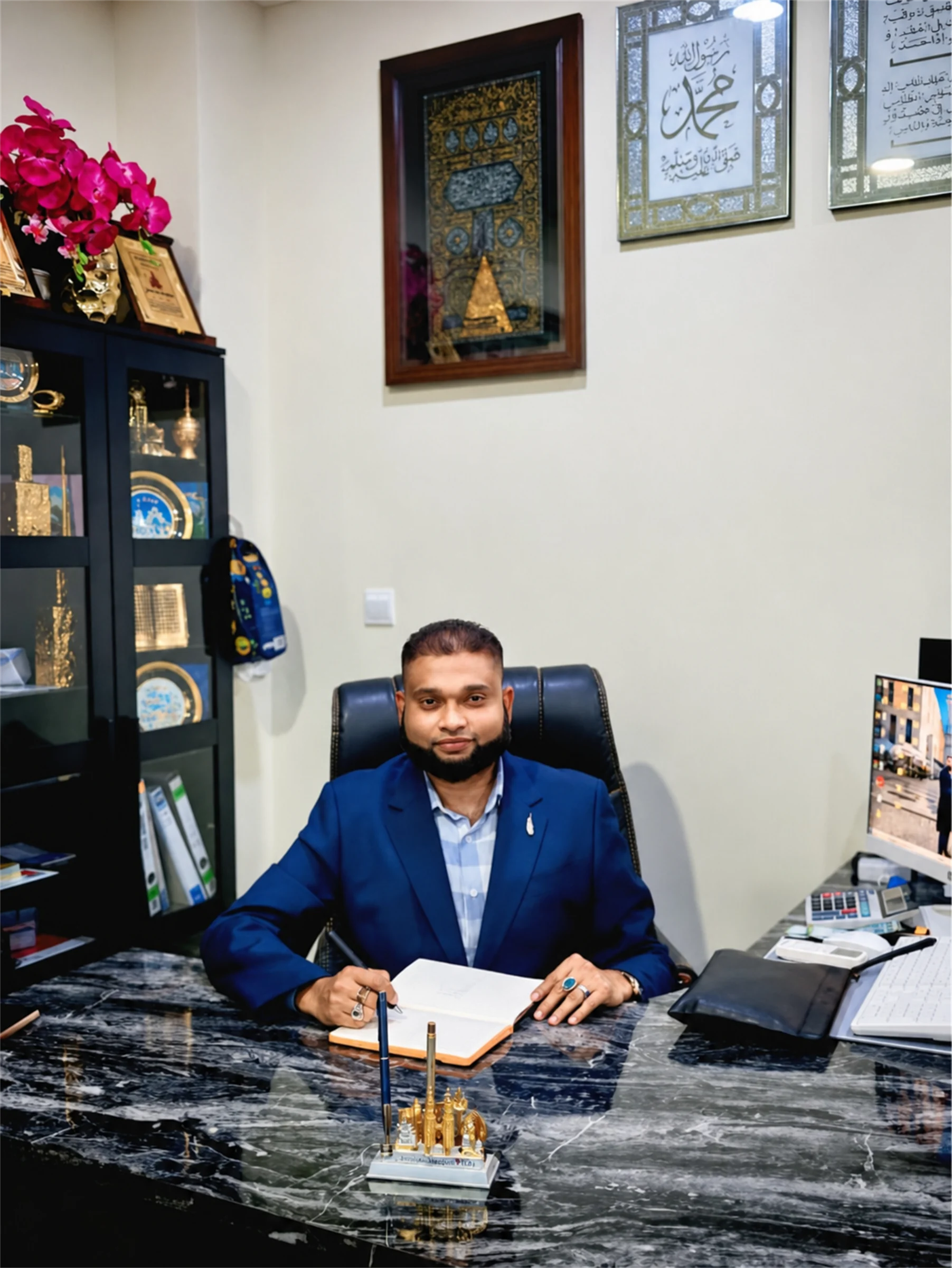 DATO' SRI HAJI HASSAN ALI, Managing Director